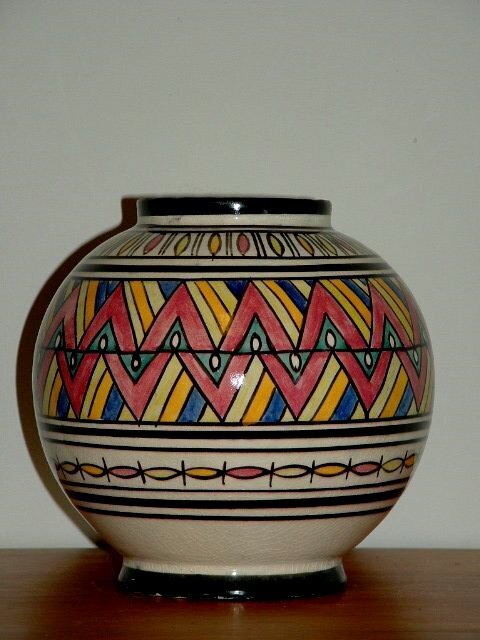 Round vase 1
